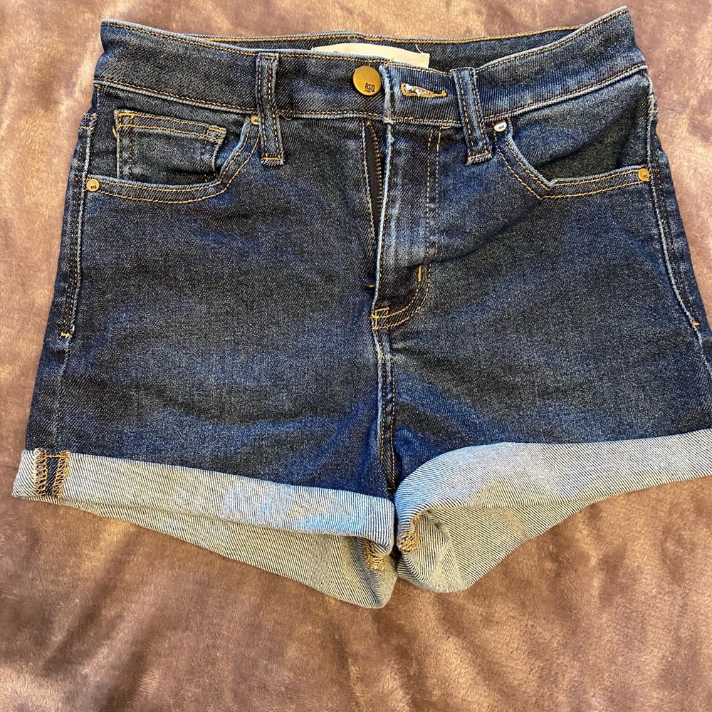 TILLYS SHORTS!
